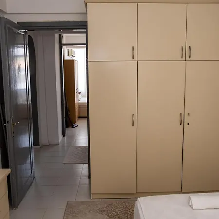 Peaceful Flat Close To Beach In شقة